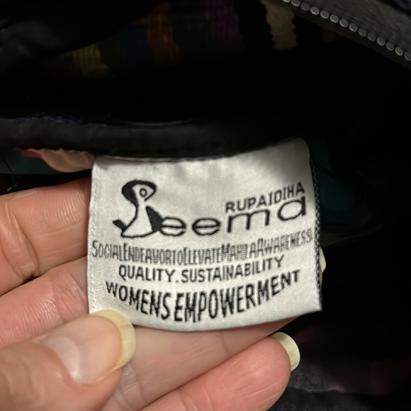 Seema Crossbody Bag-Cotton Cloth-Navy with Multi Stripe Detail-EUC-9x9 - Picture 11 of 16